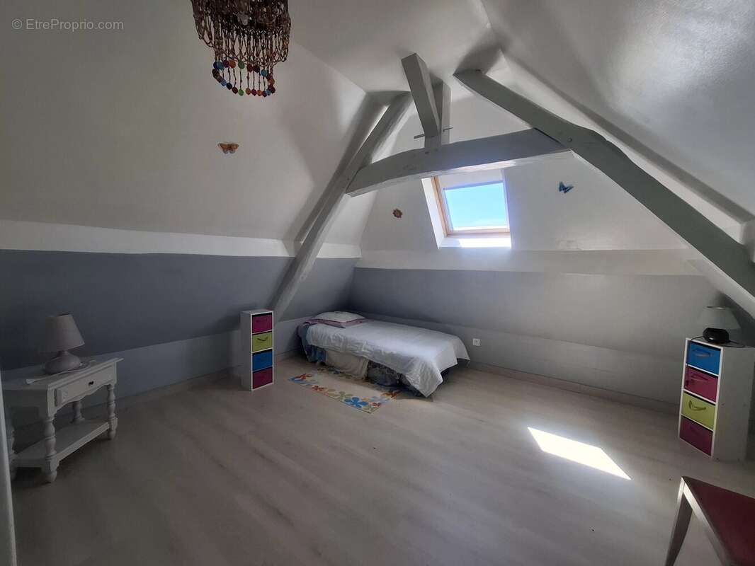 Grande maison familiale de 300 m² - photo 8