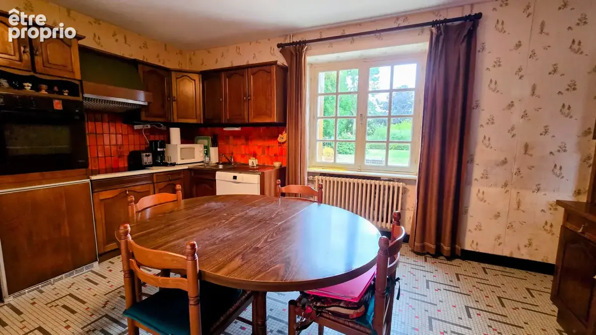 Saint Méloir Des Bois - Belle maison de bourg, dépendances, terrain arboré - photo 5