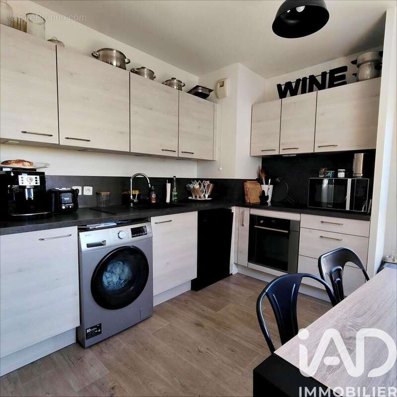 Photo 8 - Appartement à BUSSY-SAINT-GEORGES