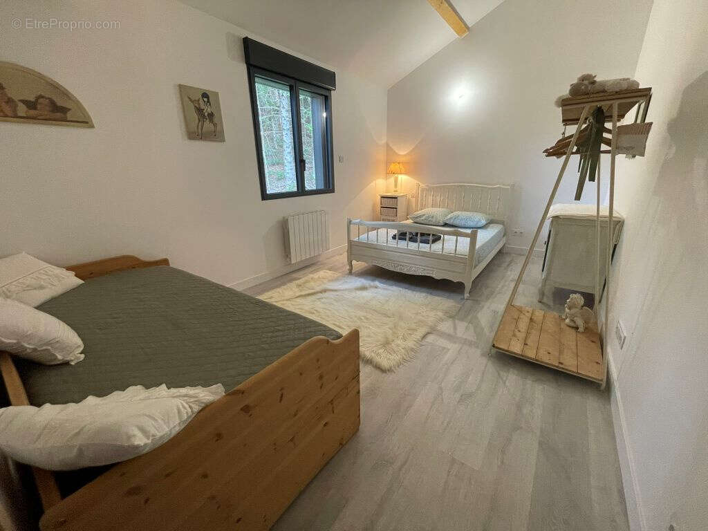 Maison à LE CHAMBON-SUR-LIGNON