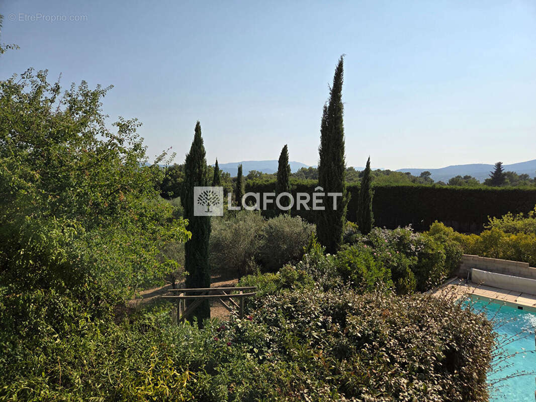 Maison à SAINT-MAXIMIN-LA-SAINTE-BAUME