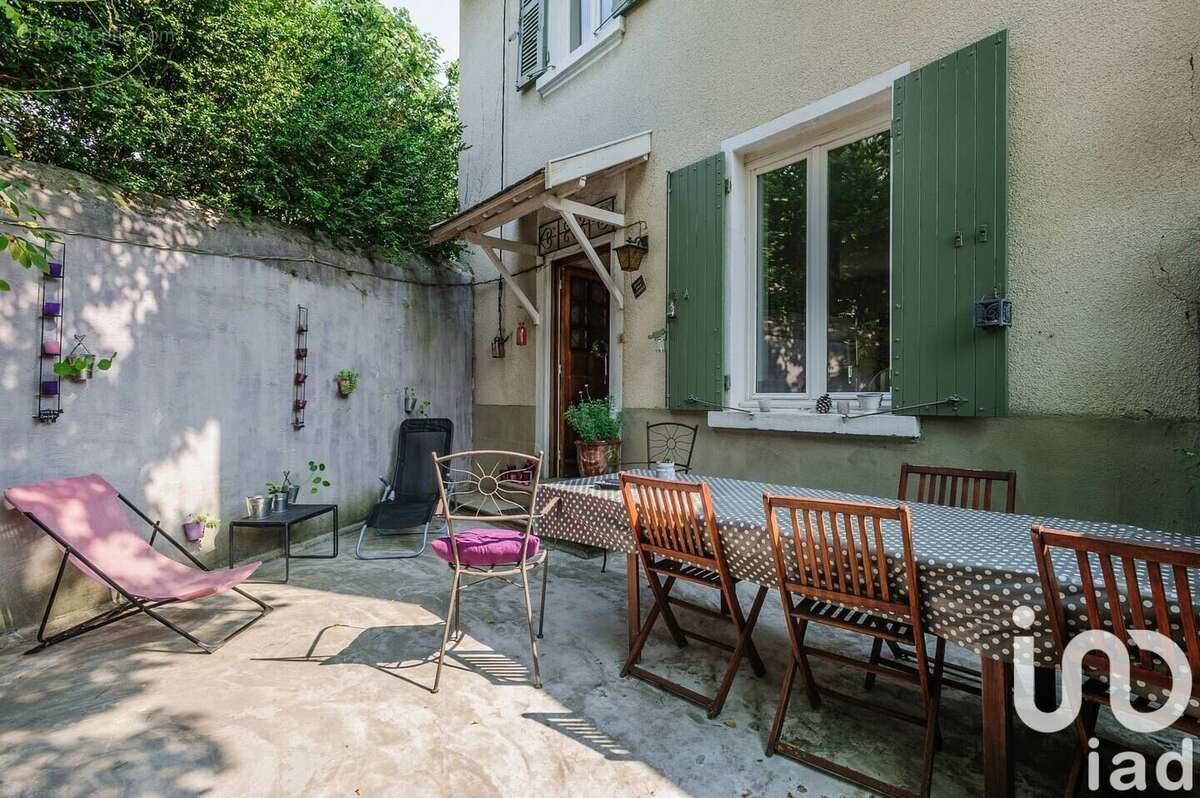 Photo 5 - Maison à LENTILLY