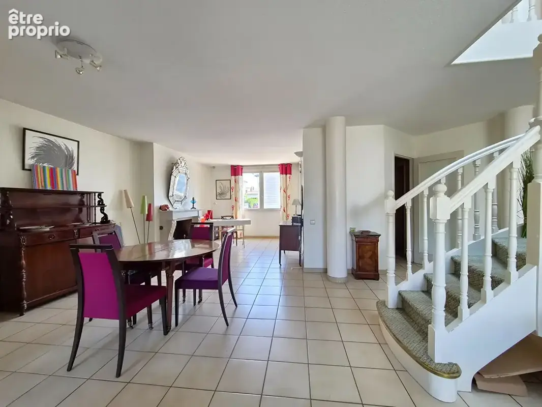 Le Bouscat - Maison 213 m² - Extérieur 175 m² - Garage double - photo 7