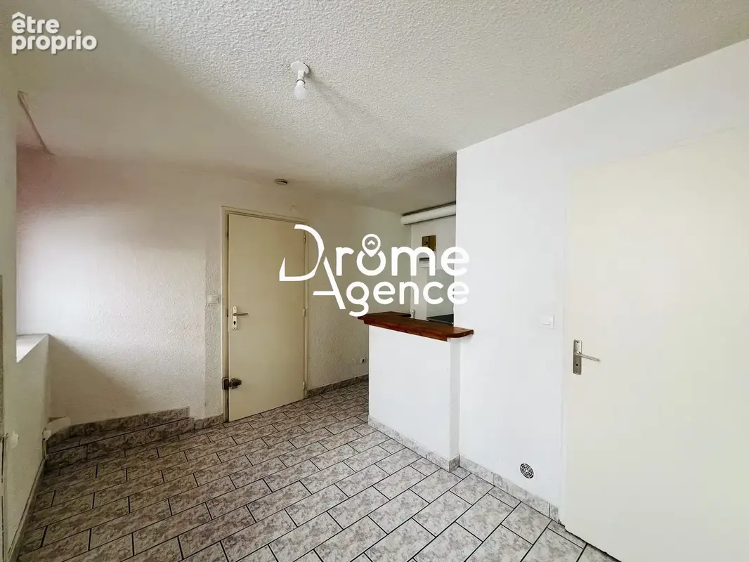 Appartement 56 m² à vendre à Tournon-Sur-Rhone (07300) - photo 4