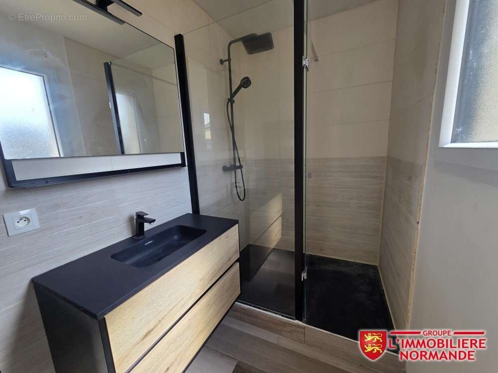 Maison de plain-pied de 135 m² - 3 chambres + 1 suite parentale - photo 9