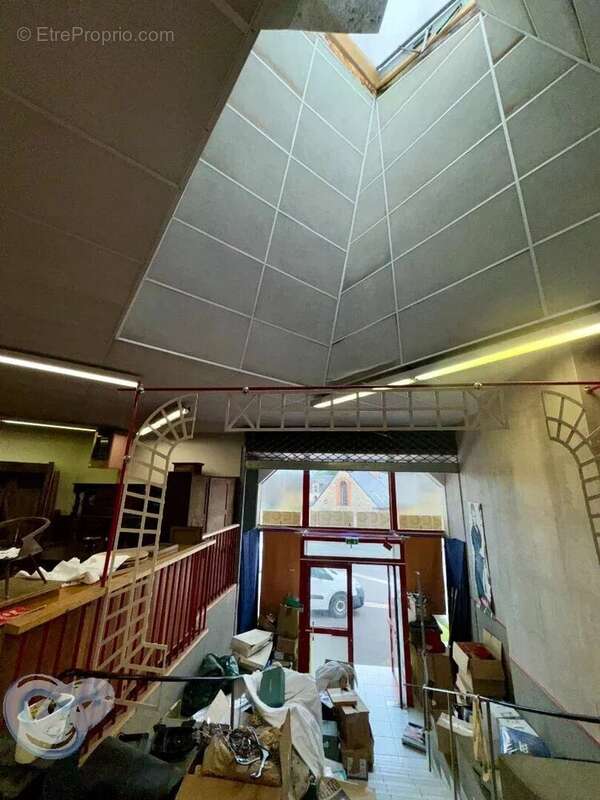 Commerce à CHATELAUDREN