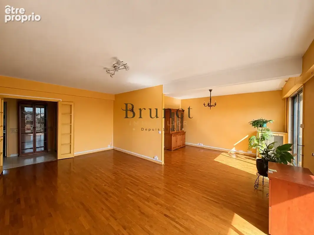 Appartement - 4 pieces avec balcon - quartier diderot - photo 2