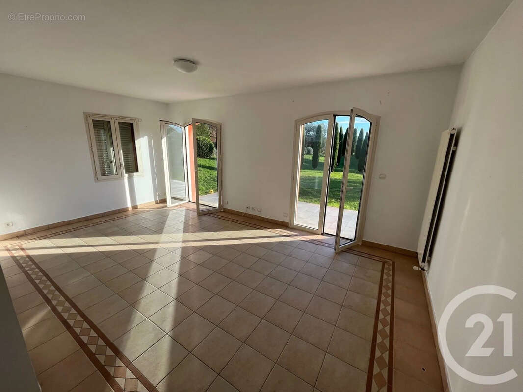 Maison à BIOT