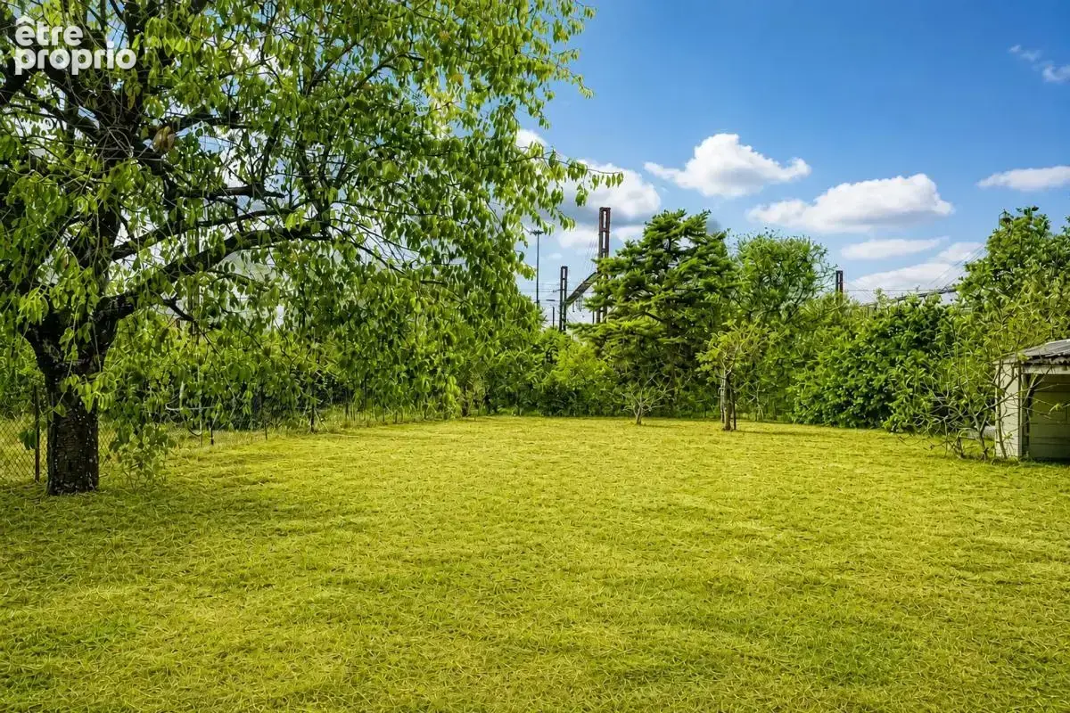 Maison de 7 pièces de 130 m² à Fleury-les-Aubrais - photo 1