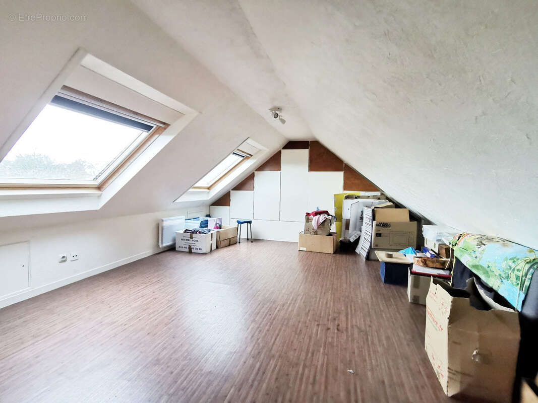 Maison à MAGNY-LES-HAMEAUX