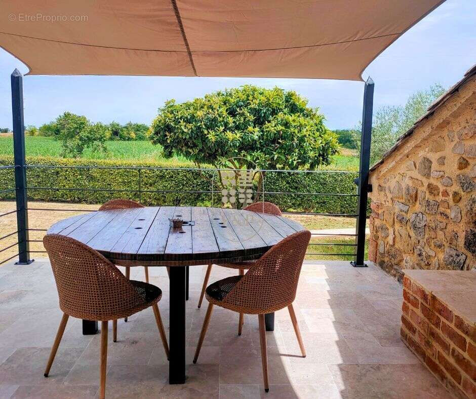 Maison à SAINT-AMBROIX