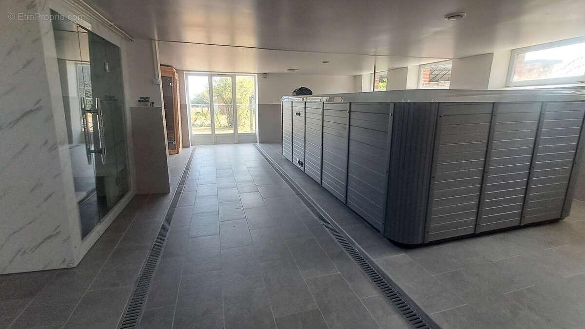 LE THOULT TROSNAY (51) à vendre superbe corps de ferme restauré sur un terrain clos de plus de 8600 m2 avec étang - photo 21