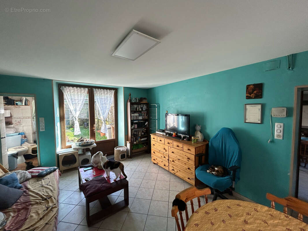 Maison à CLAIREGOUTTE