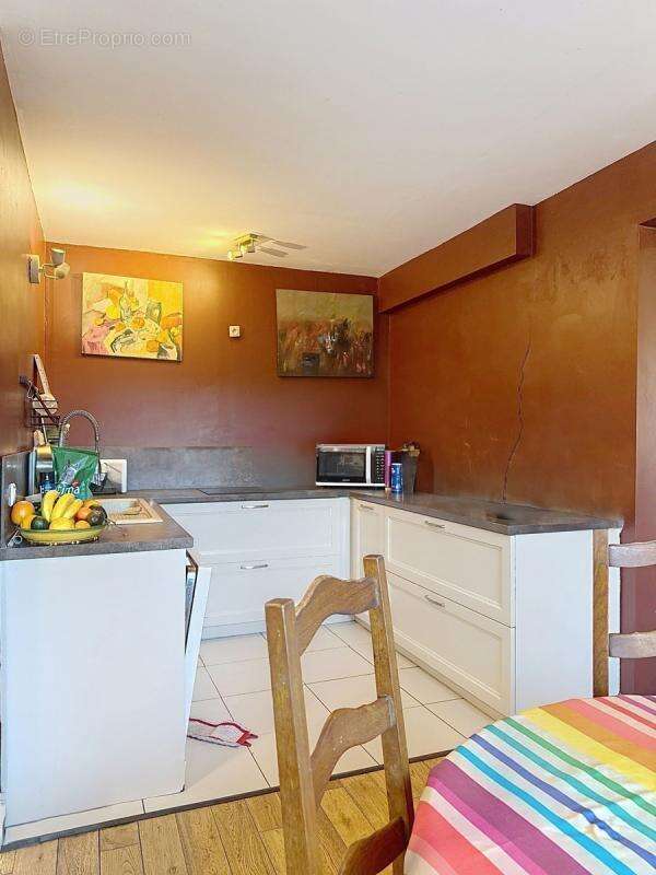 Maison à MORIERES-LES-AVIGNON