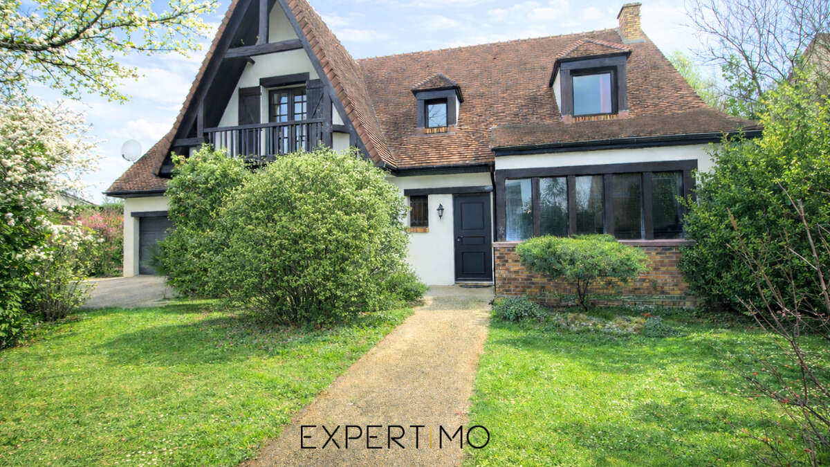 Maison à VILLECRESNES