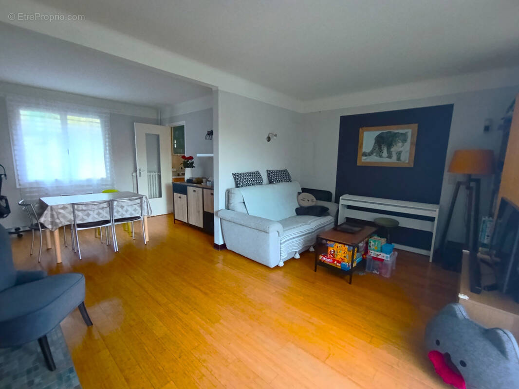 Maison à BURES-SUR-YVETTE