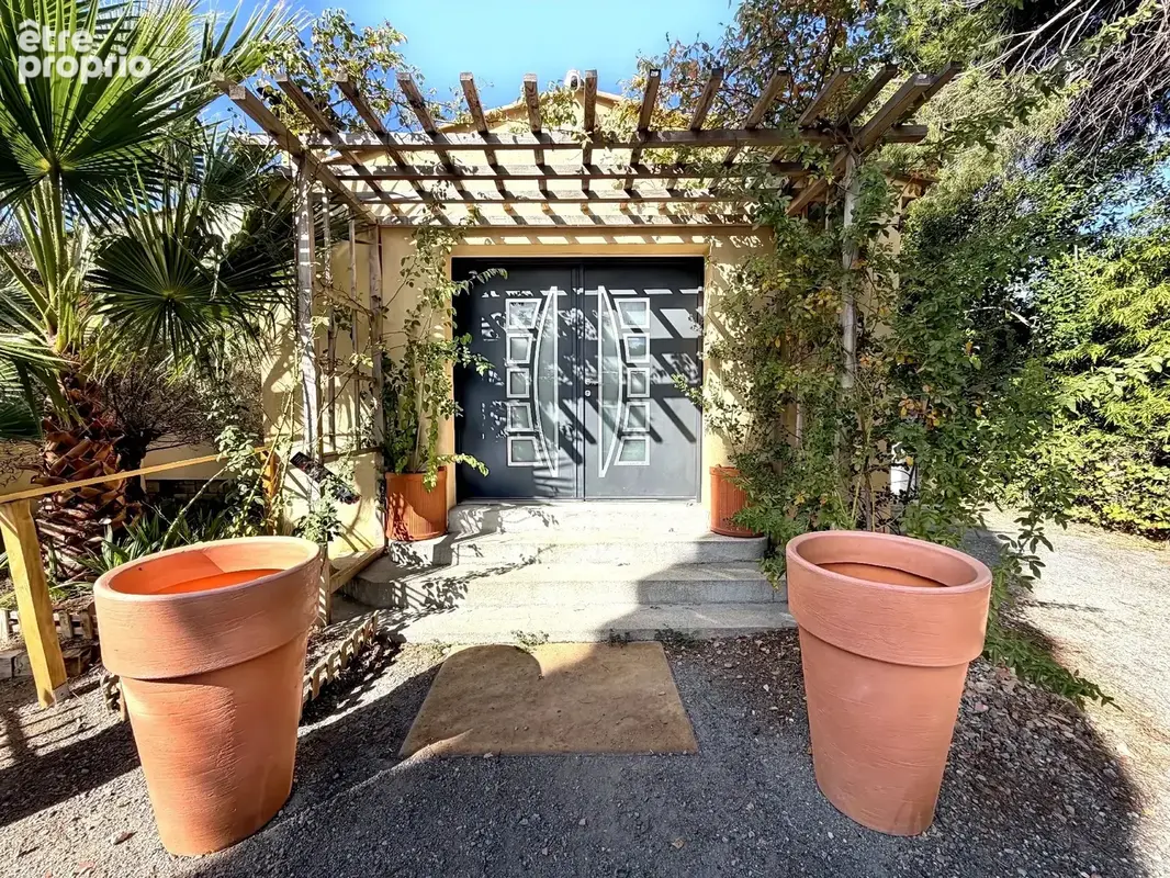 Maison de plain pied rénovée - photo 12