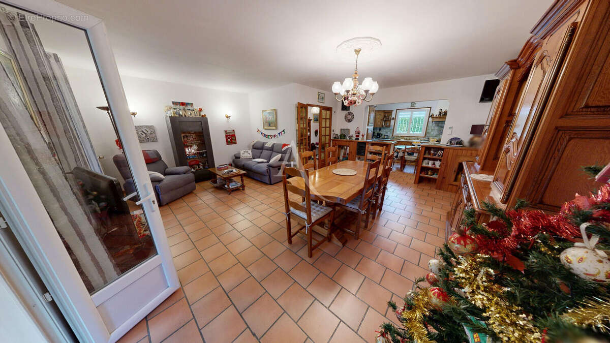 Maison à PENNAUTIER