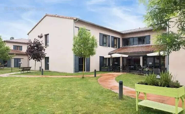 Appartement à SAINT-SULPICE-SUR-LEZE