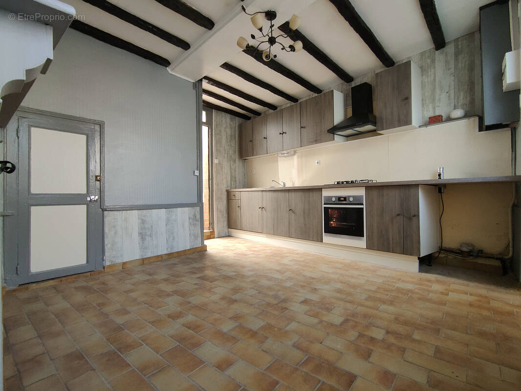 Maison à BEAUVAIS