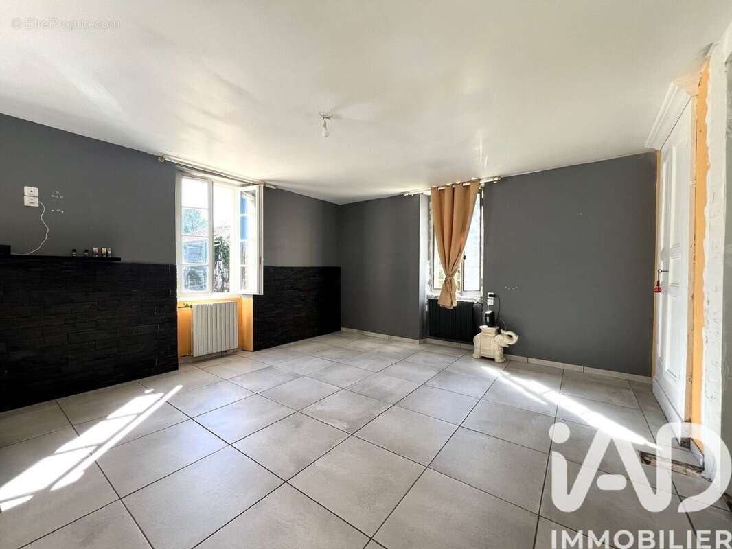 Maison 220 m² à Lencouacq  - photo 7