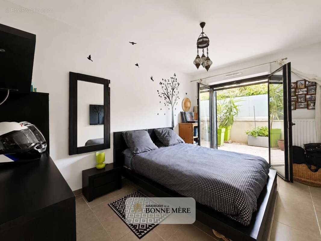 Appartement à MARSEILLE-16E