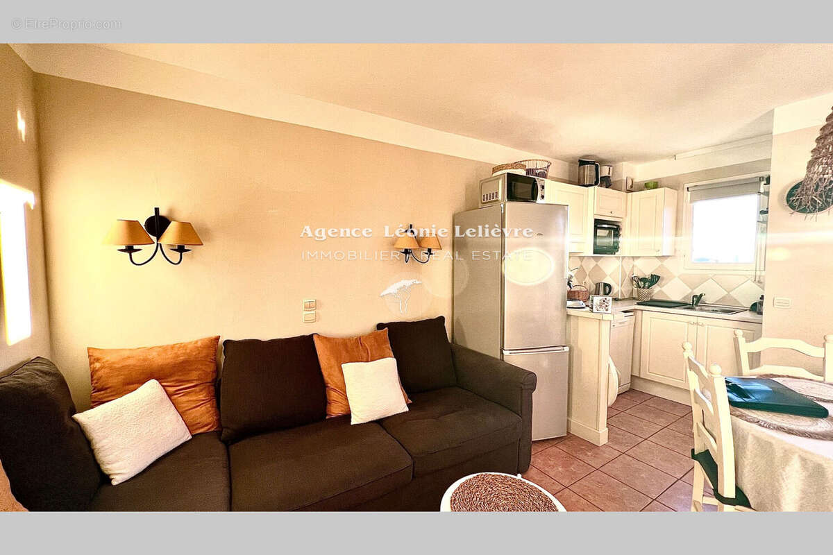 Appartement à LES ISSAMBRES