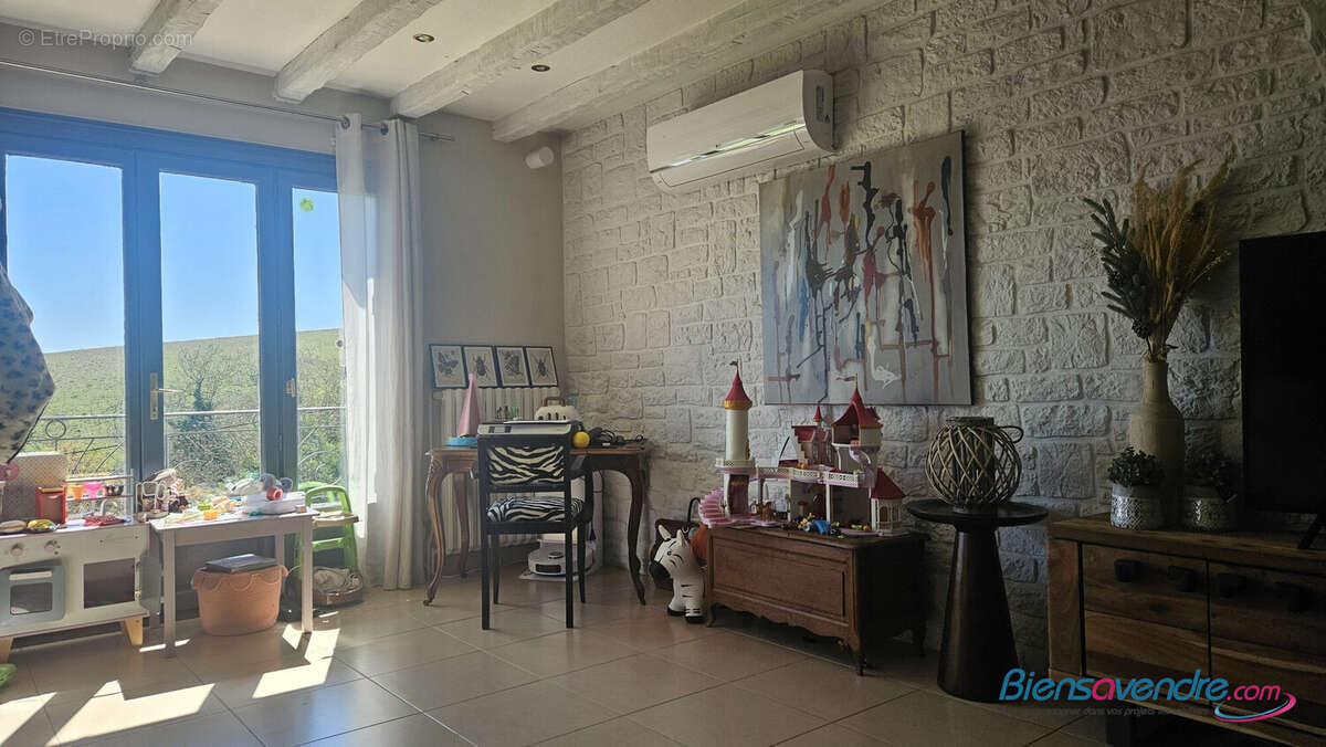 Maison à MIGNE-AUXANCES