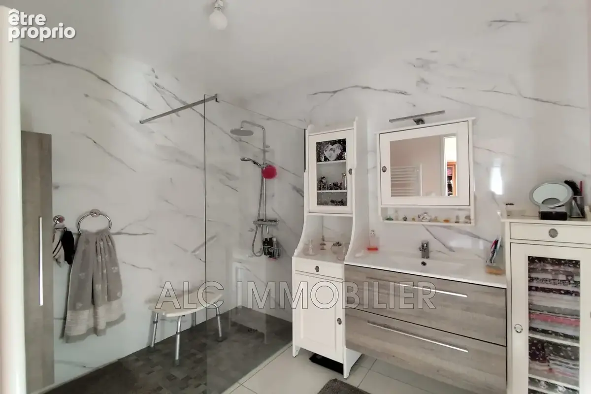 Maison 4 pièces 119 m² à vendre à Alencon (61000) - photo 4
