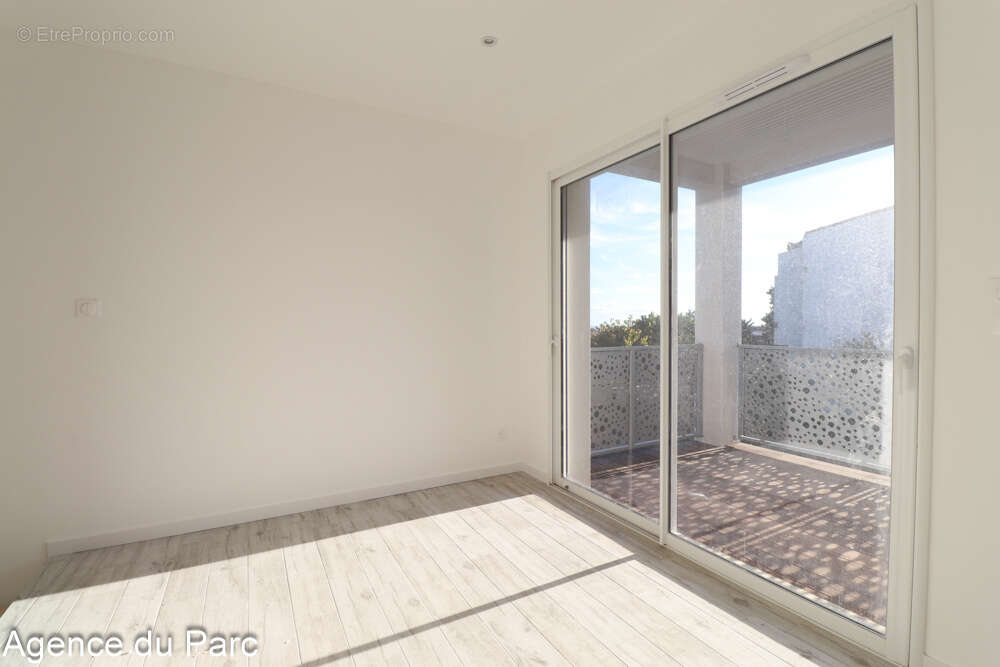 Maison à SAINT-GEORGES-DE-DIDONNE