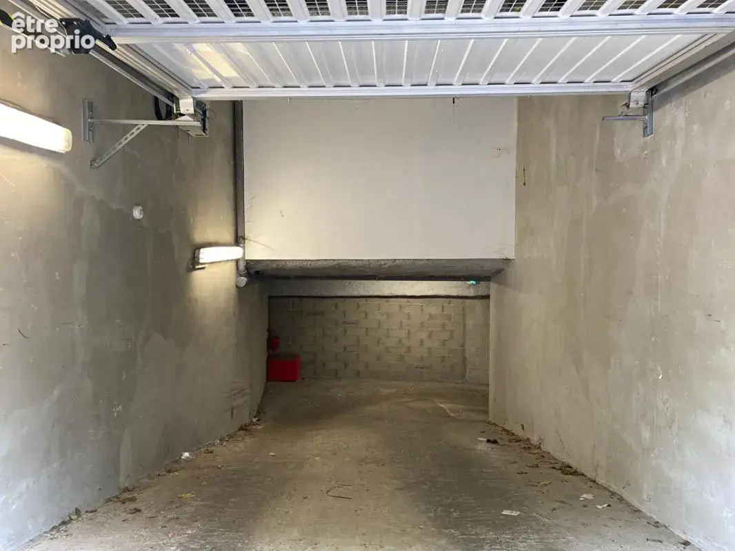 Parking à LYON-3E