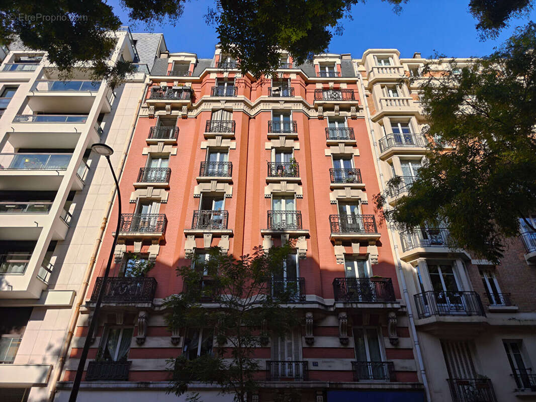 Appartement à PARIS-12E