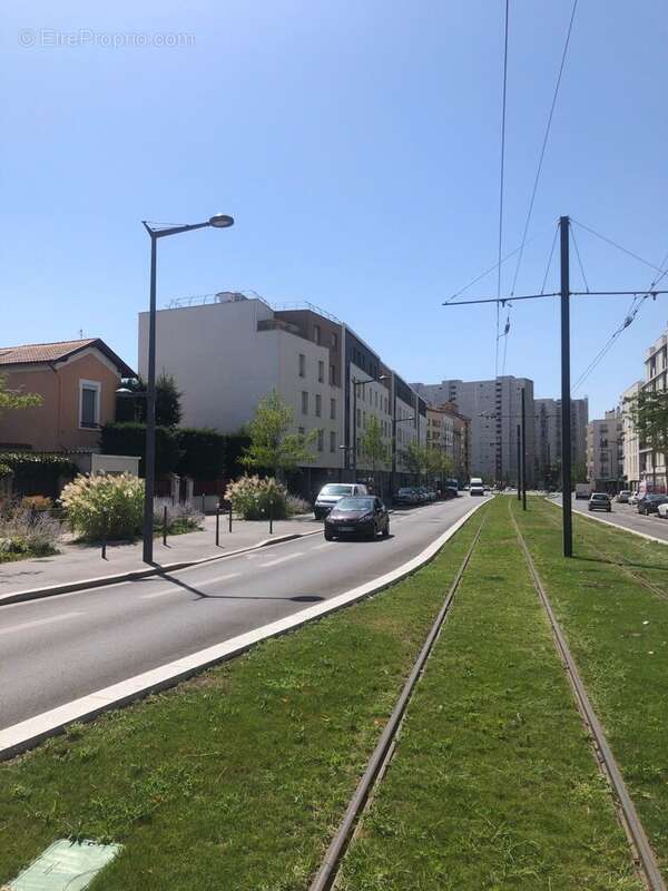 Appartement 63 m² à Venissieux  - photo 8