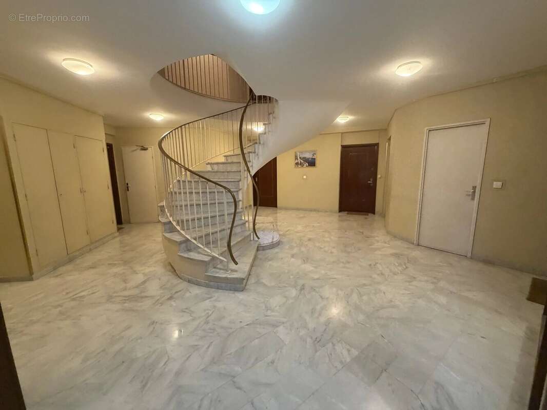 NICE BAS LANTERNE Bel appartement lumineux avec vue mer à Nice - photo 9