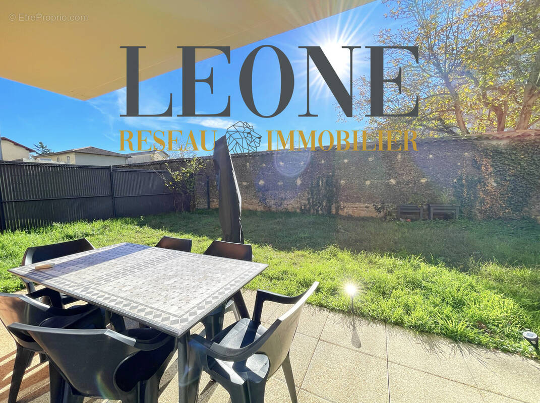 Appartement à PIERRE-BENITE