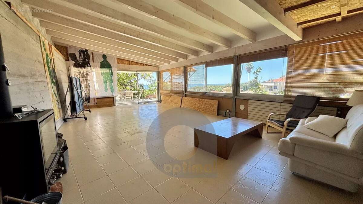 Appartement à MENTON