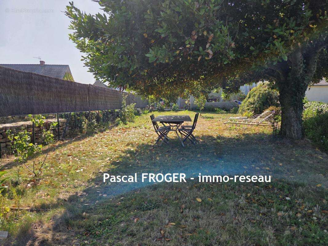 Maison à LA TURBALLE