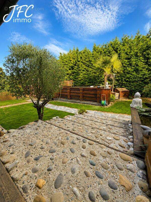 Maison Villers Cotterets 6 pièce(s) 120 m2 - photo 4