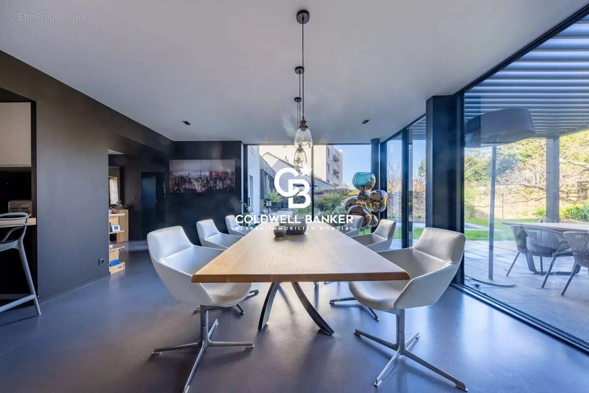 Nantes centre - maison contemporaine 283 m² - photo 10