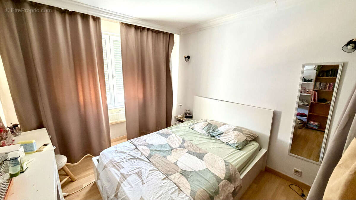 Appartement de type T 3 avec balcon et garage privatif, calme et résidentiel. - photo 6