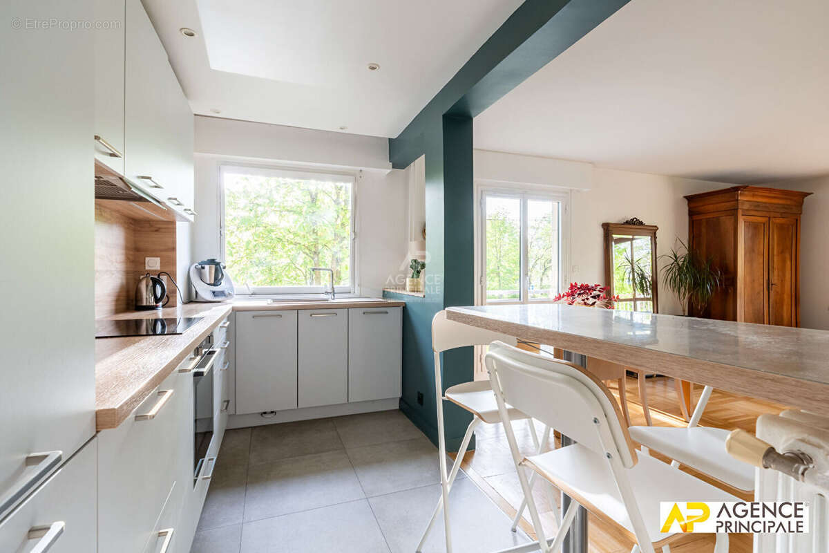 Appartement à MAISONS-LAFFITTE