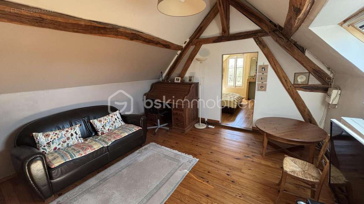 Maison à SAINT-MAURICE-AUX-RICHES-HOMMES