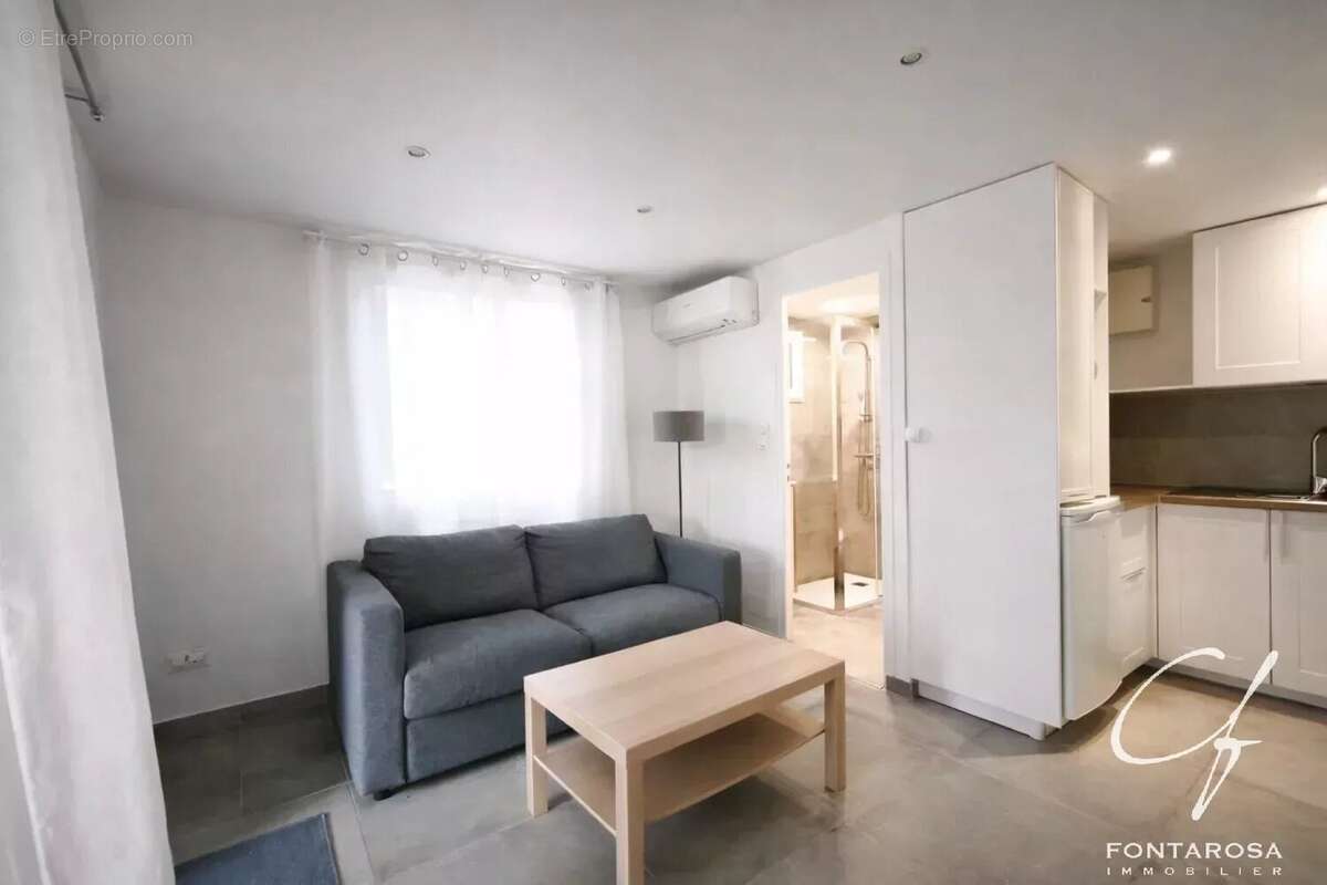 Maison à FREJUS