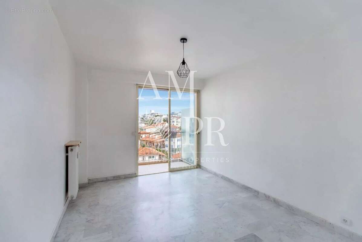 Antibes- Wilson - Appartement 3 Pièces - Vue Mer - photo 7
