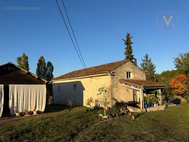 Maison à SAINT-MATRE