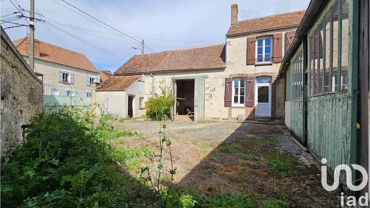 Photo 1 - Maison à BEAUMONT-DU-GATINAIS