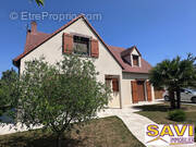 Maison à FERRIERES-EN-GATINAIS