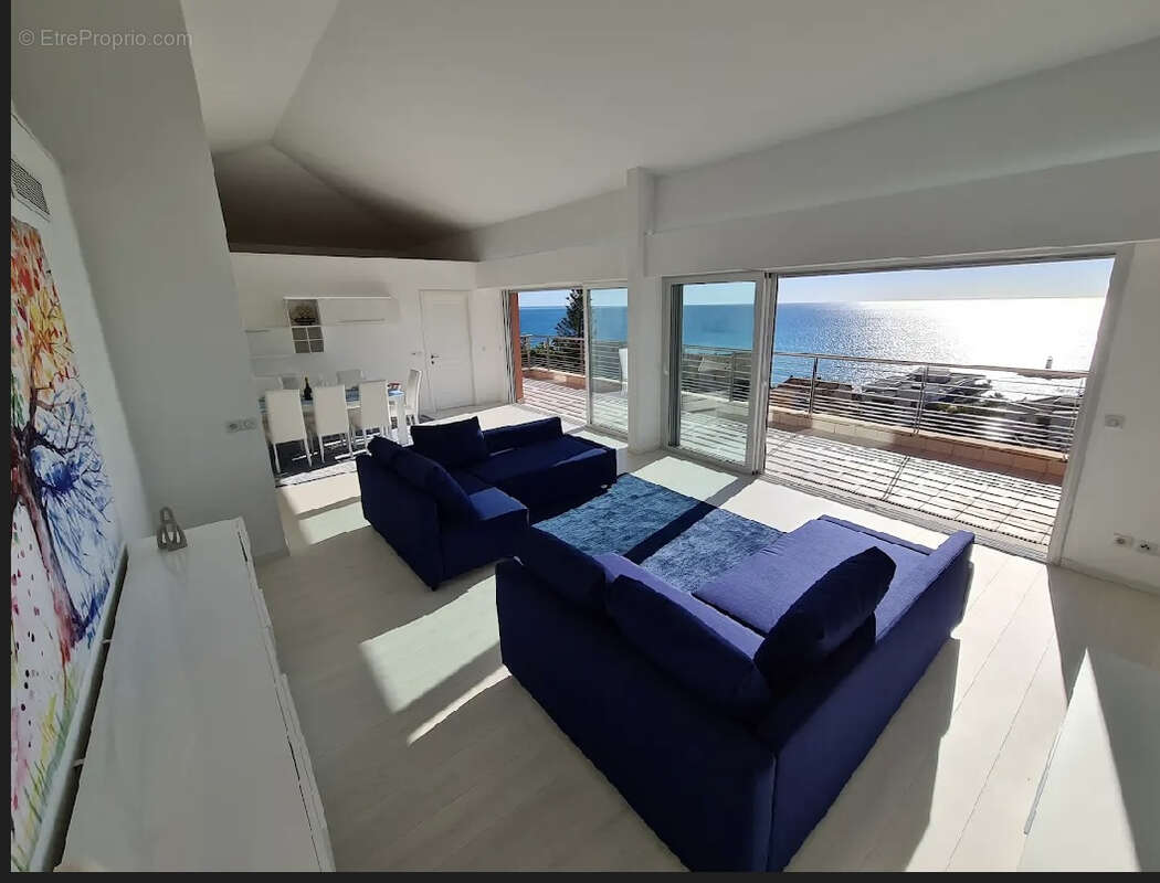 Appartement à MENTON