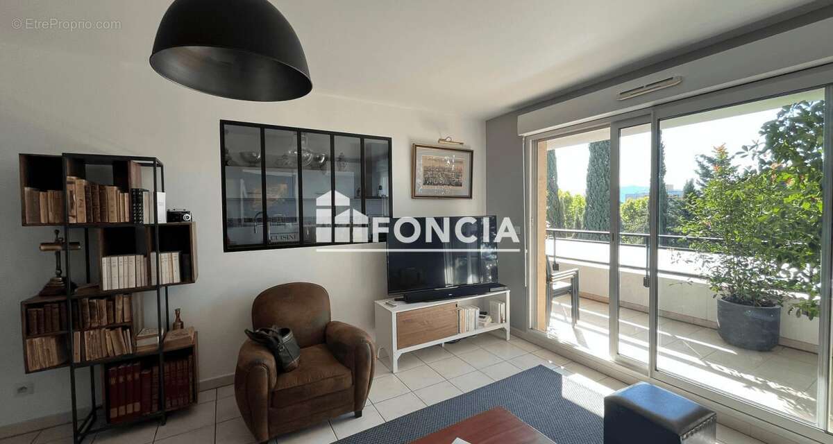 Appartement à MARSEILLE-12E