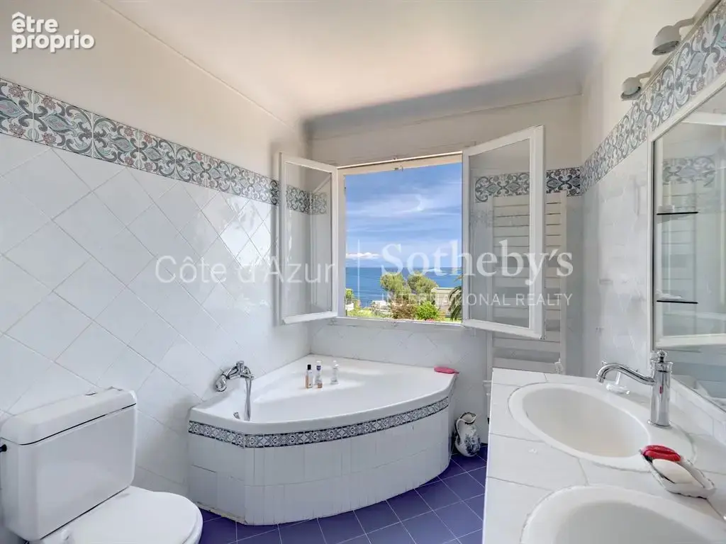Cap d’Antibes villa avec vue mer piscine et fort potentiel à quelques pas du littoral - photo 11
